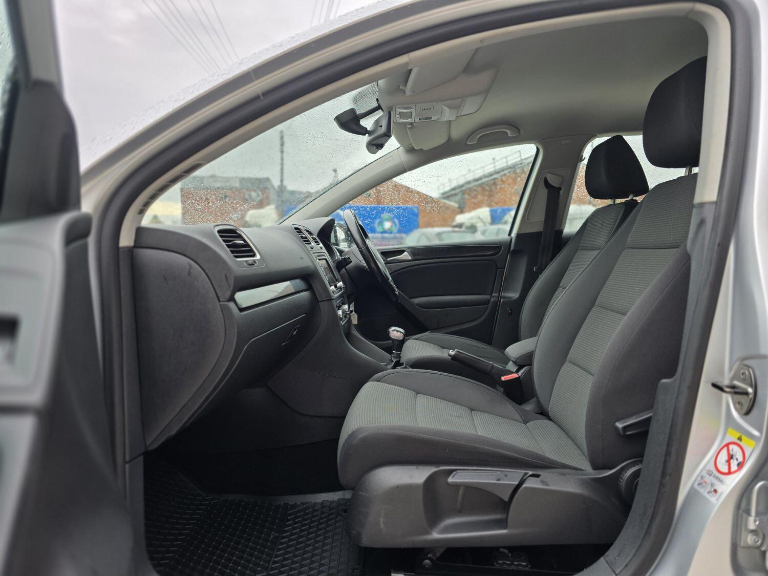 Used Volkswagen Golf 2010 for sale - 76407510: Photo 16