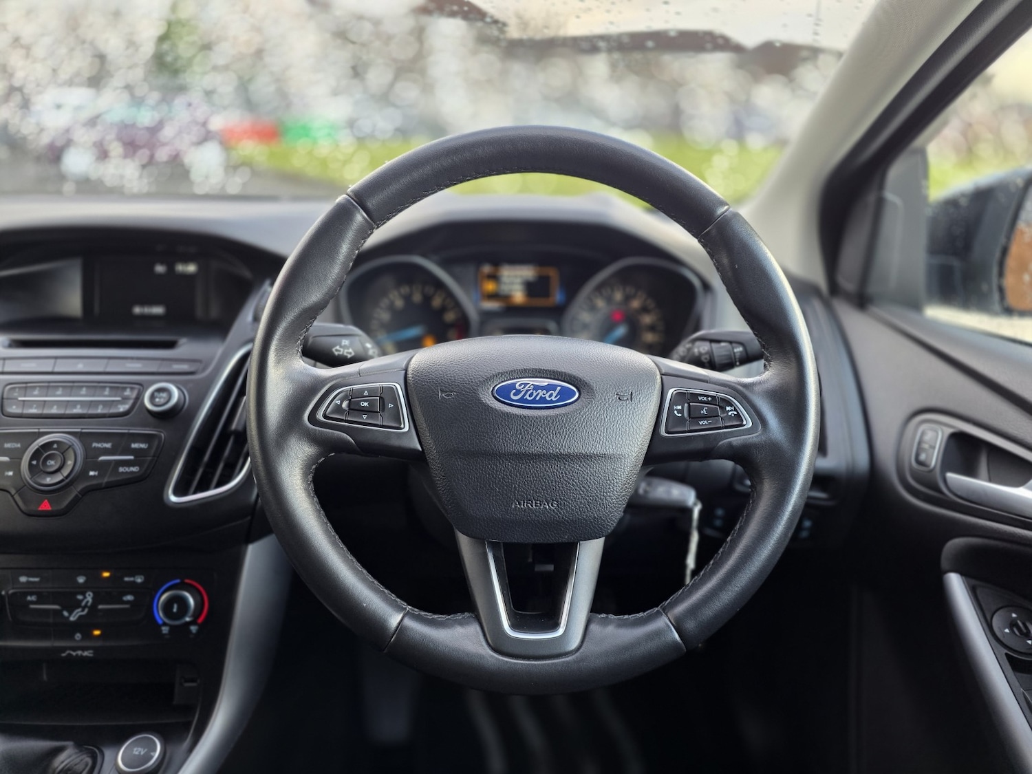 Used Ford Focus 2015 for sale - 76799264: Photo 11