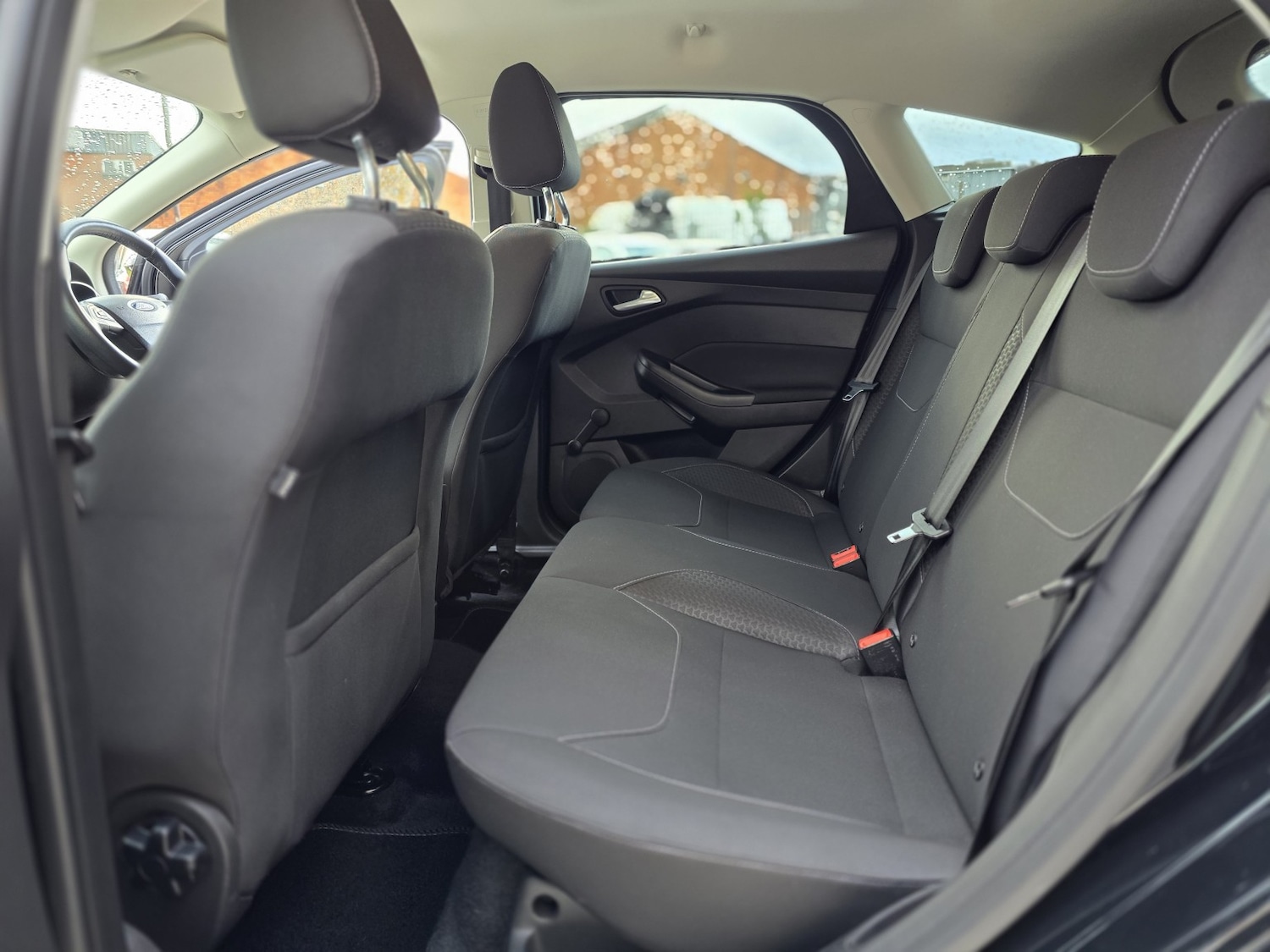 Used Ford Focus 2015 for sale - 76799264: Photo 24