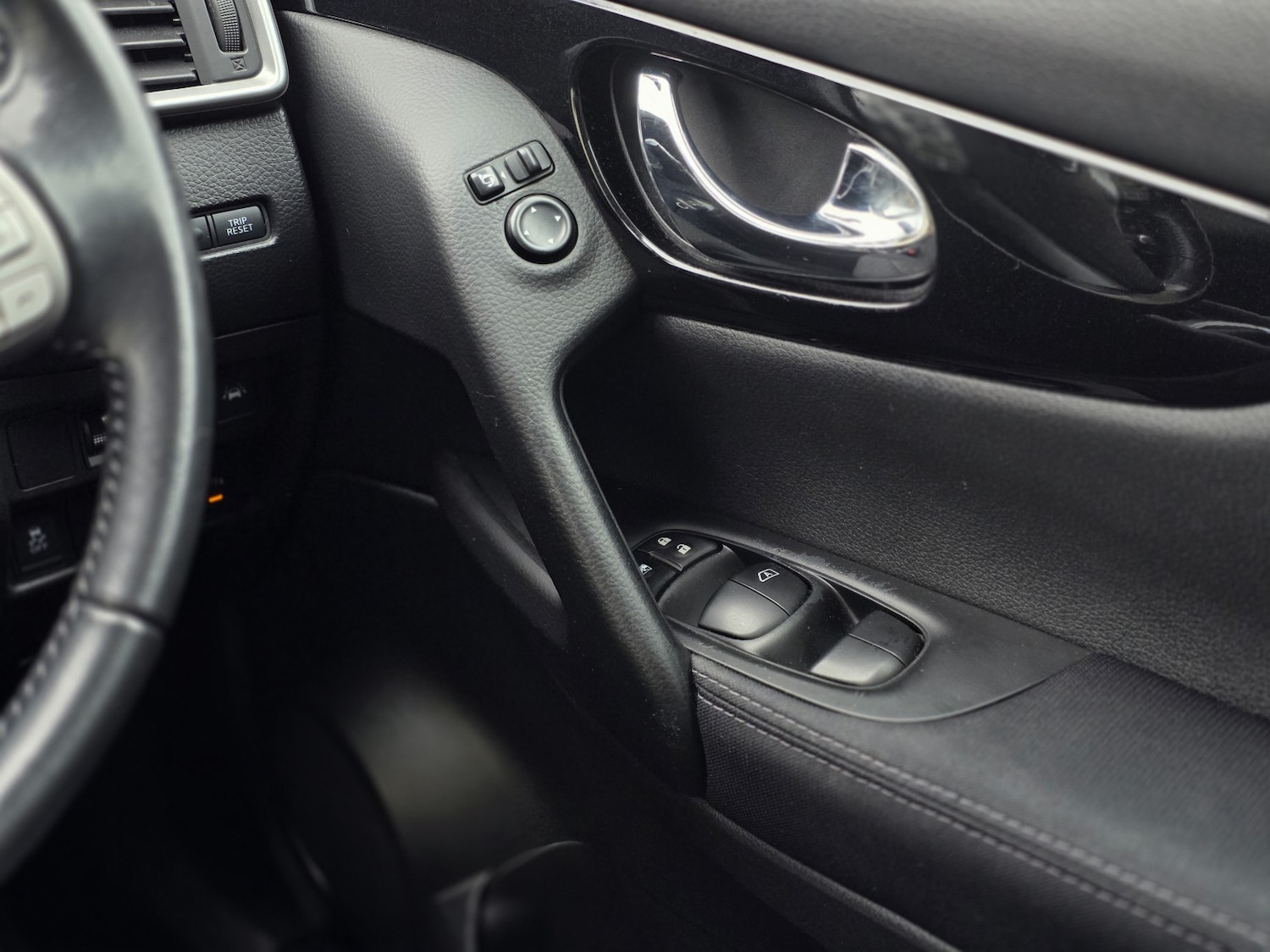 Used Nissan Qashqai 2015 for sale - 77991653: Photo 13