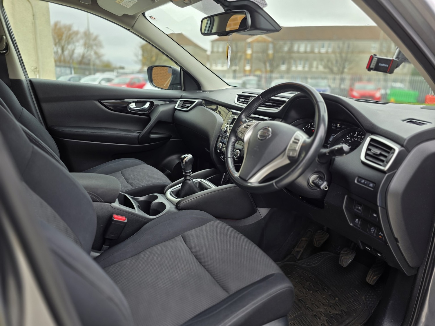 Used Nissan Qashqai 2015 for sale - 77991653: Photo 16