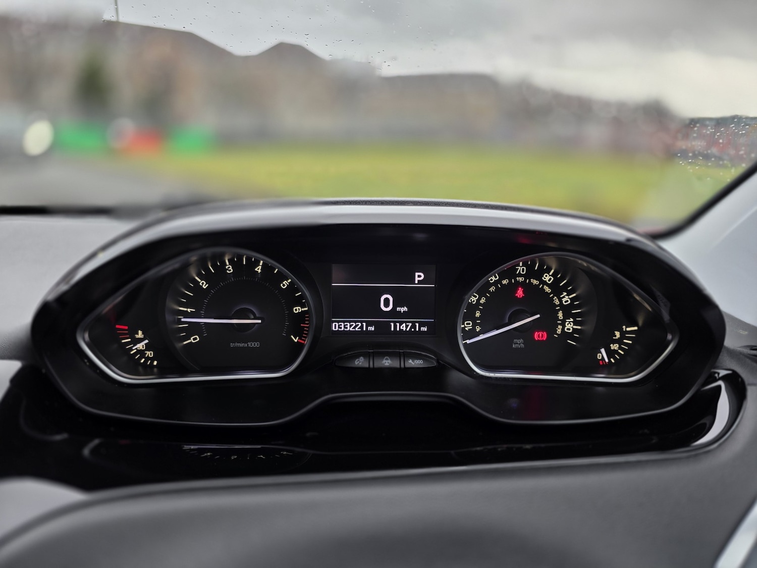 Used Peugeot 208 2014 for sale - 77668630: Photo 12