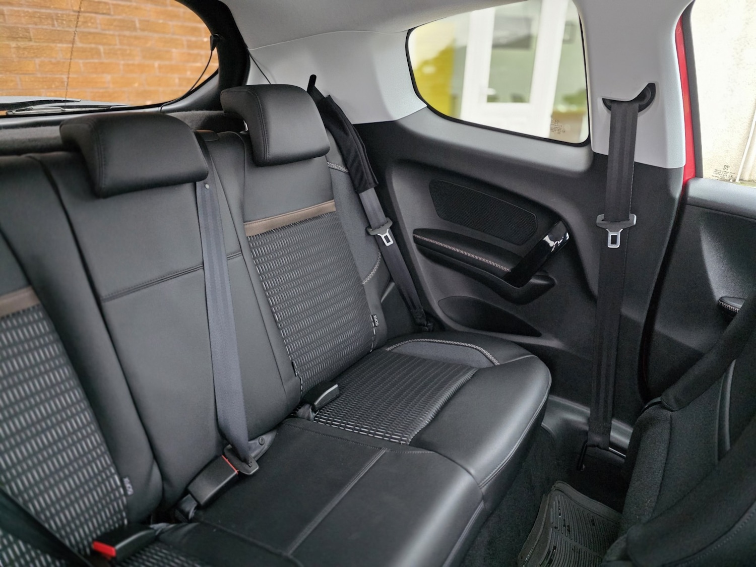 Used Peugeot 208 2014 for sale - 77668630: Photo 21