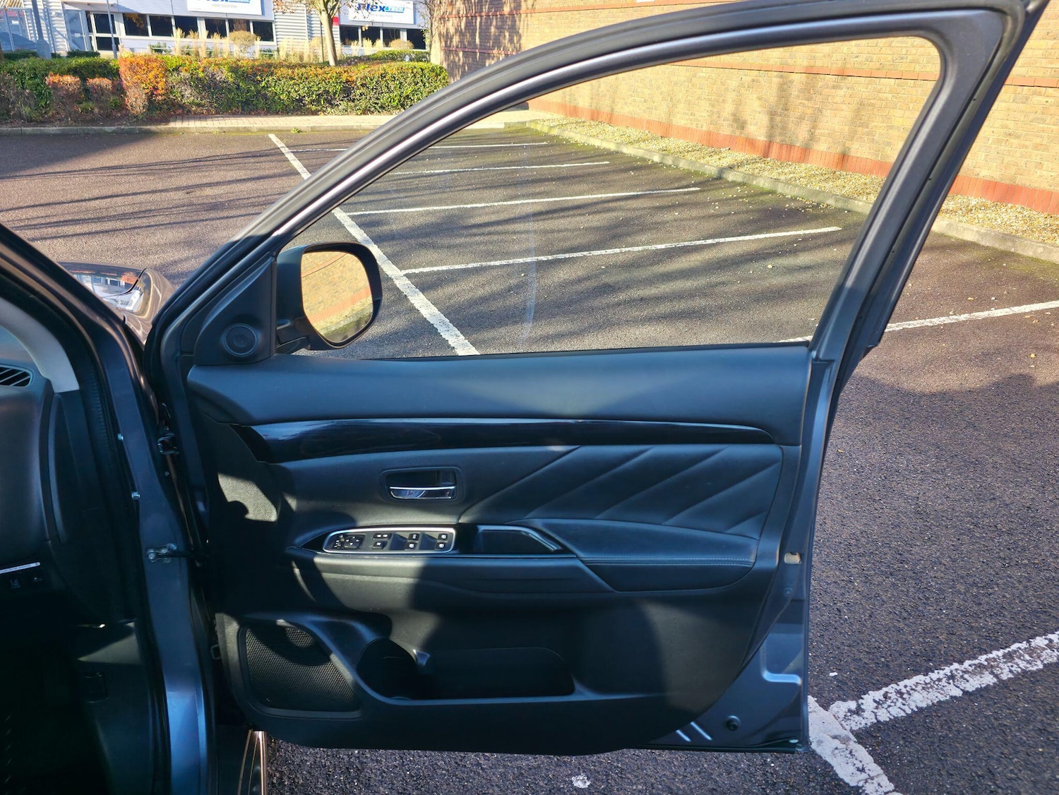 Used Mitsubishi Outlander 2015 for sale - 76800930: Photo 14