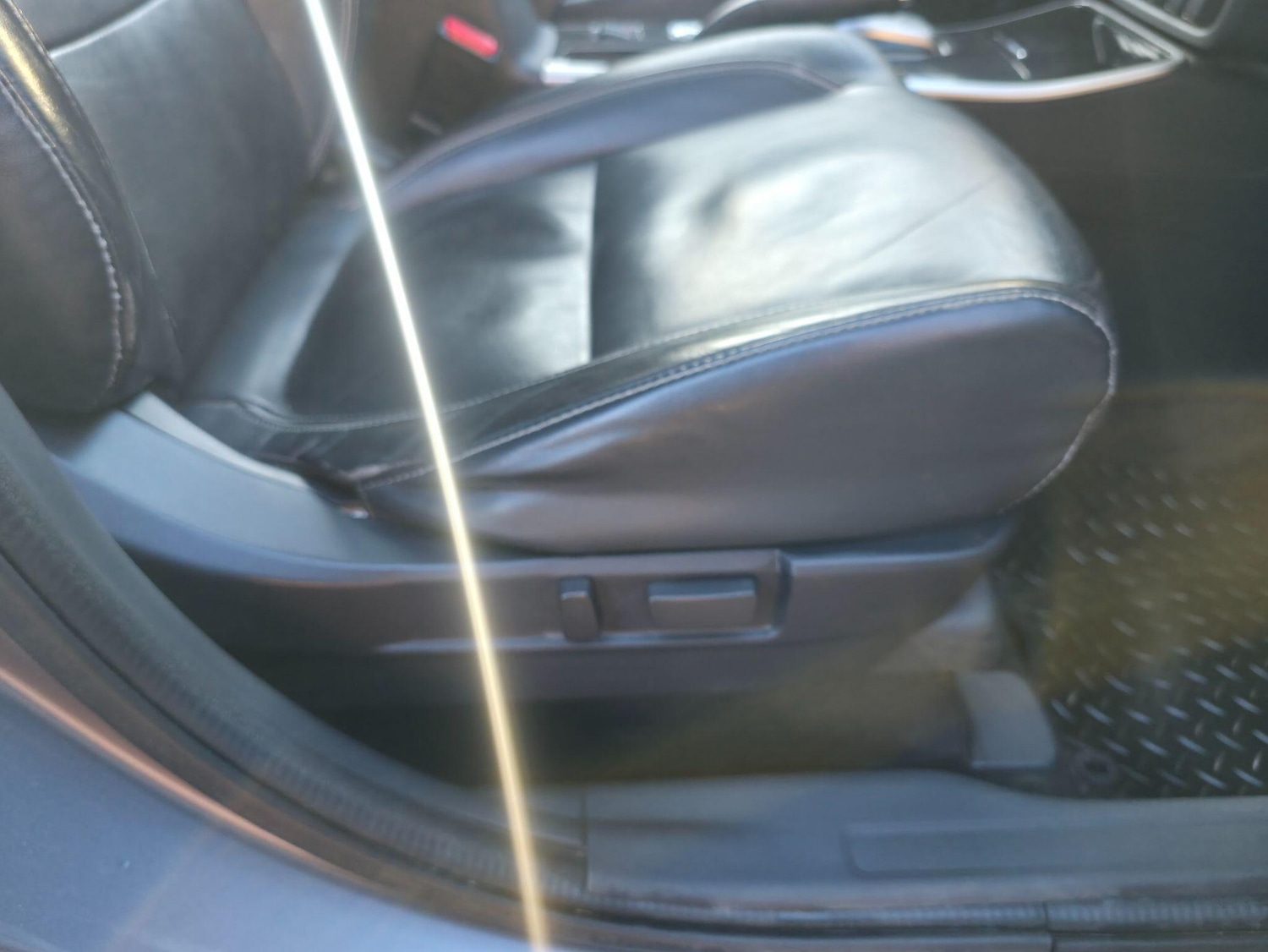 Used Mitsubishi Outlander 2015 for sale - 76800930: Photo 17