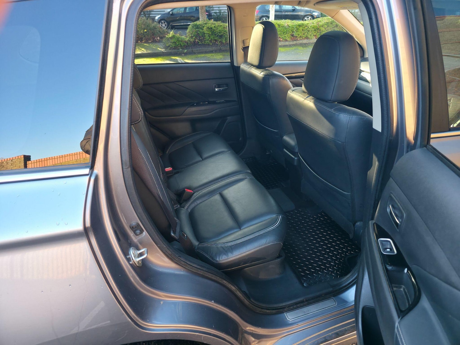 Used Mitsubishi Outlander 2015 for sale - 76800930: Photo 18