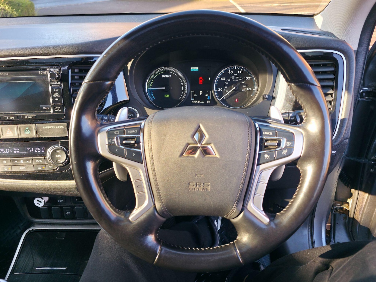 Used Mitsubishi Outlander 2015 for sale - 76800930: Photo 27