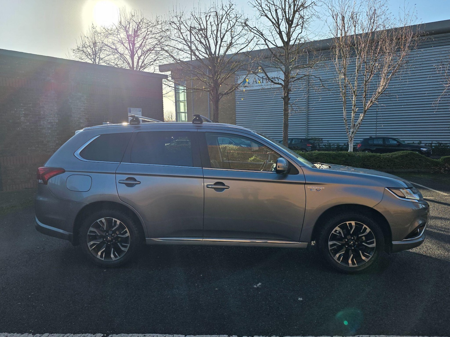 Used Mitsubishi Outlander 2015 for sale - 76800930: Photo 3