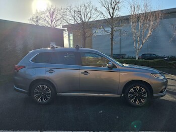 Used Mitsubishi Outlander 2015 for sale - 76800930: Photo