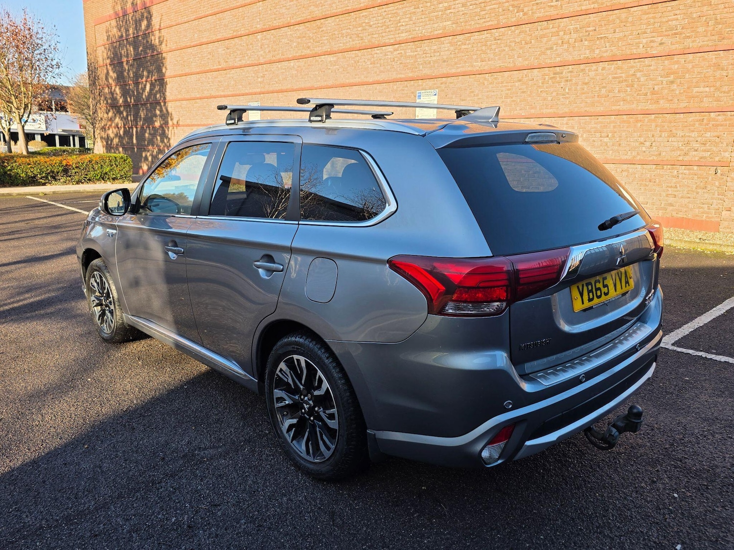 Used Mitsubishi Outlander 2015 for sale - 76800930: Photo 8