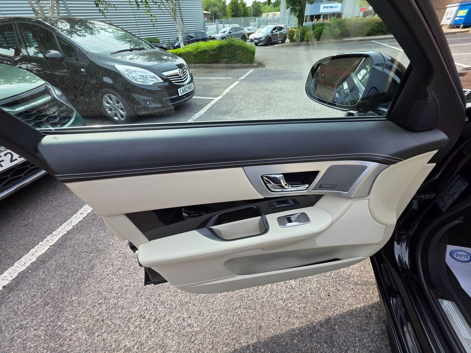 Vehicle 29