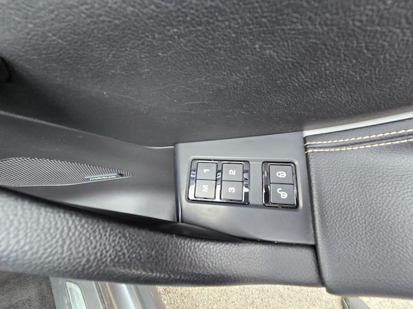 Used Jaguar F-Pace 2016 for sale - 75363861: Photo 16