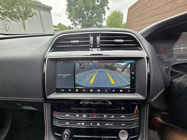 Used Jaguar F-Pace 2016 for sale - 75363861: Photo 41