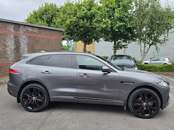 Used Jaguar F-Pace 2016 for sale - 75363861: Photo