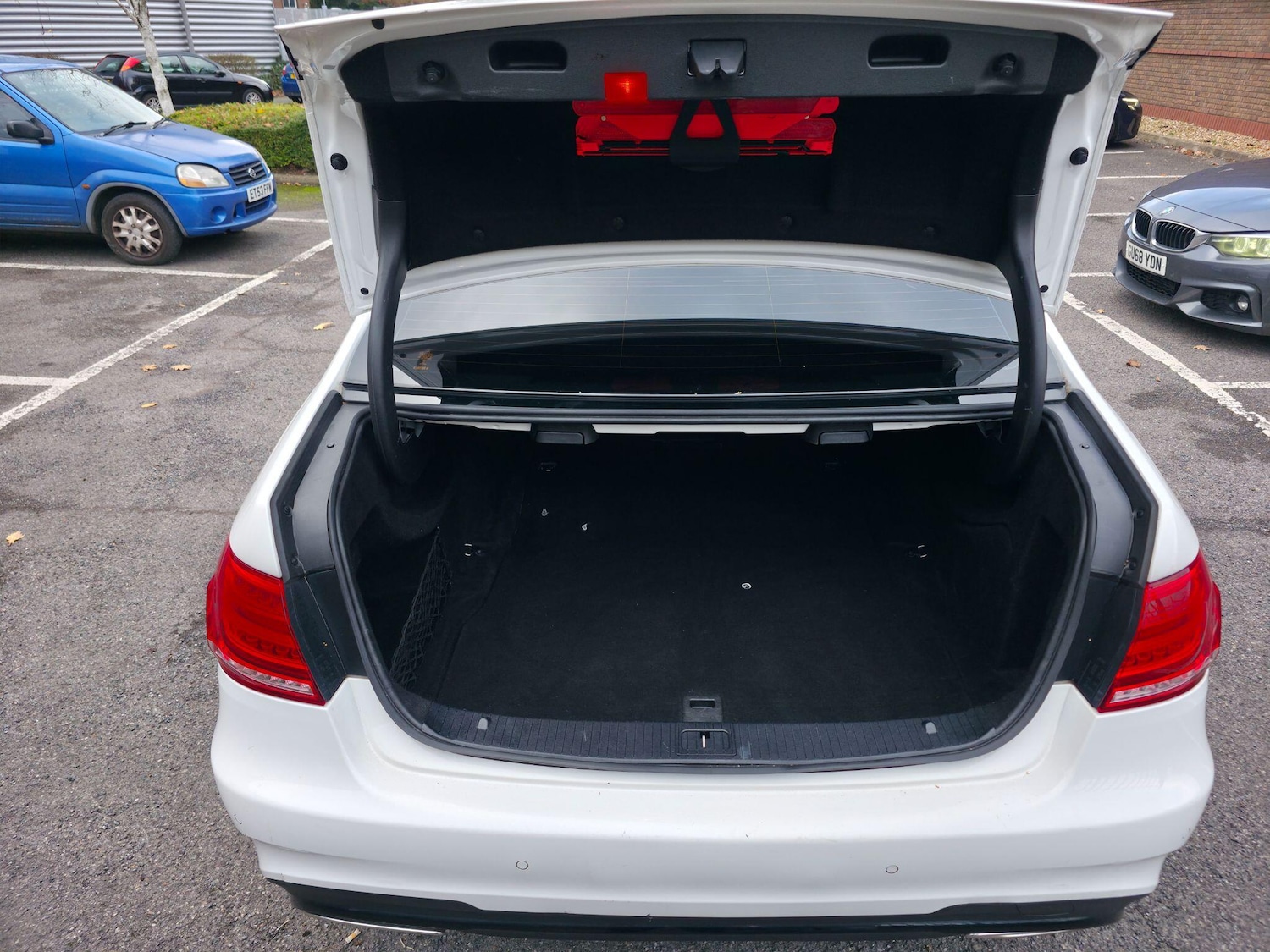 Used Mercedes-Benz E Class 2015 for sale - 76645773: Photo 10