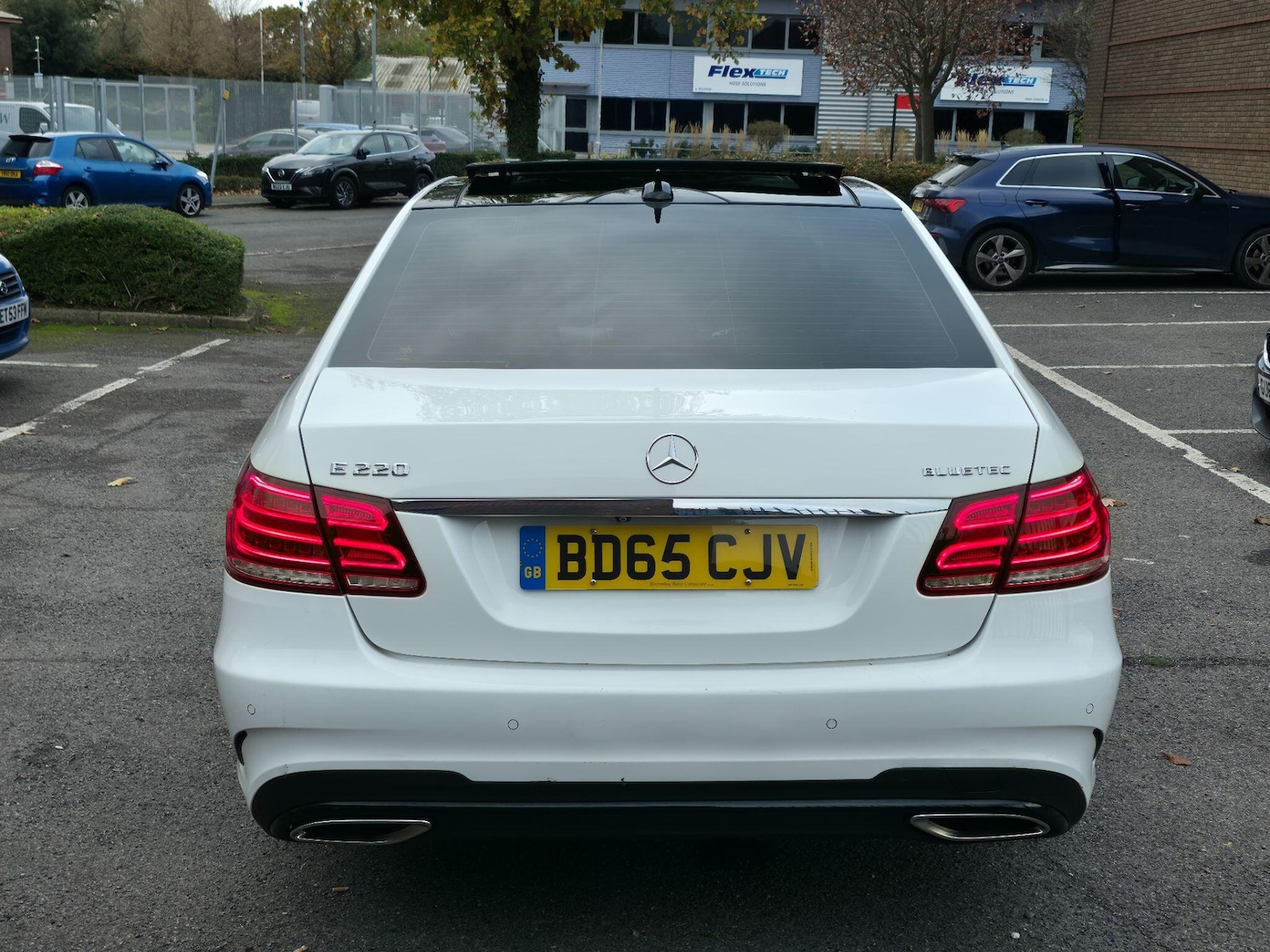 Used Mercedes-Benz E Class 2015 for sale - 76645773: Photo 6