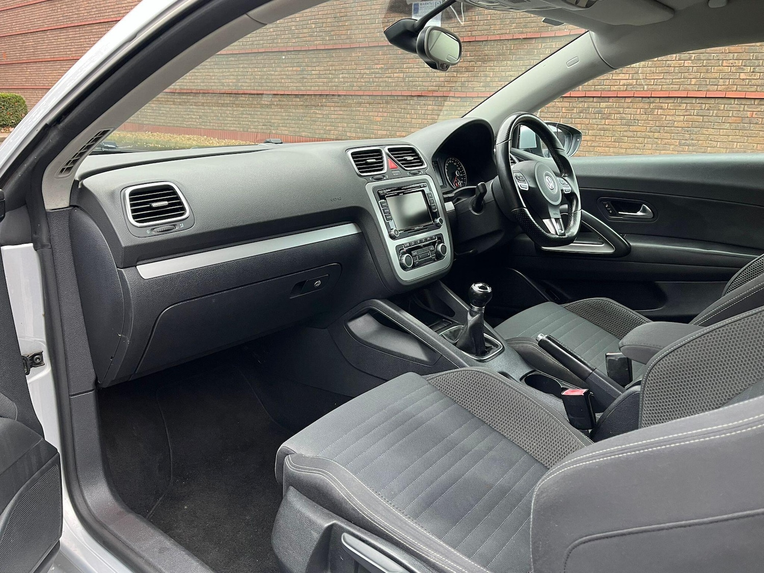 Used Volkswagen Scirocco 2010 for sale - 76688992: Photo 10