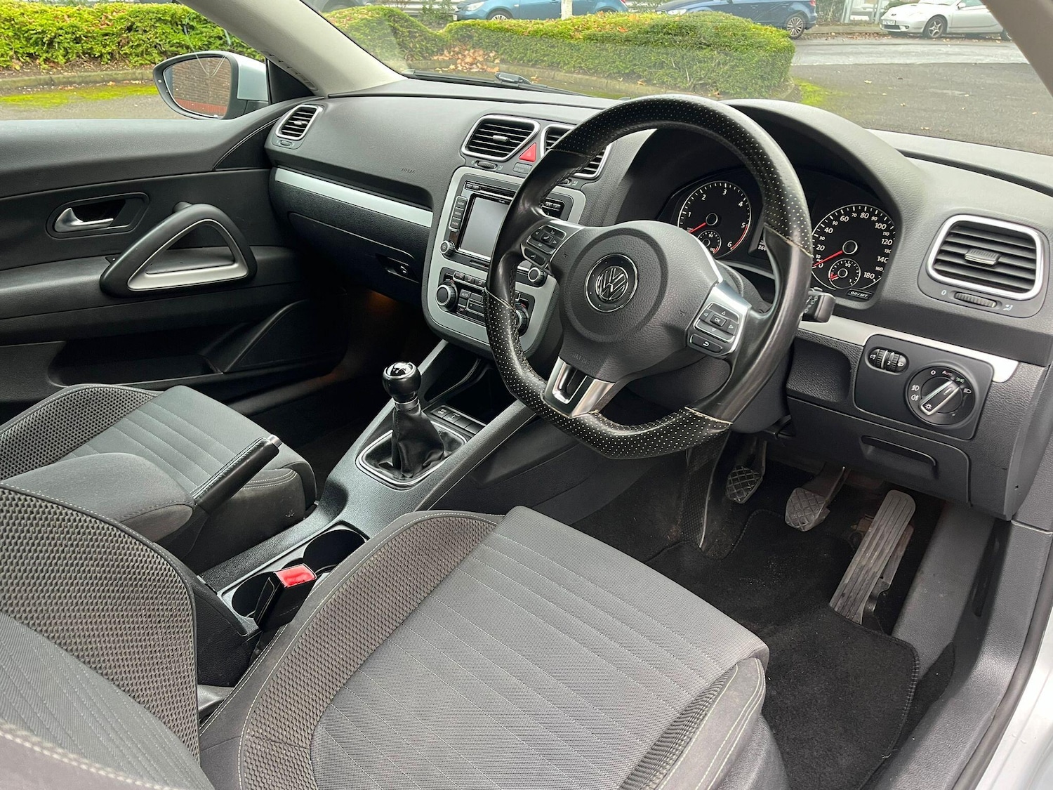 Used Volkswagen Scirocco 2010 for sale - 76688992: Photo 13