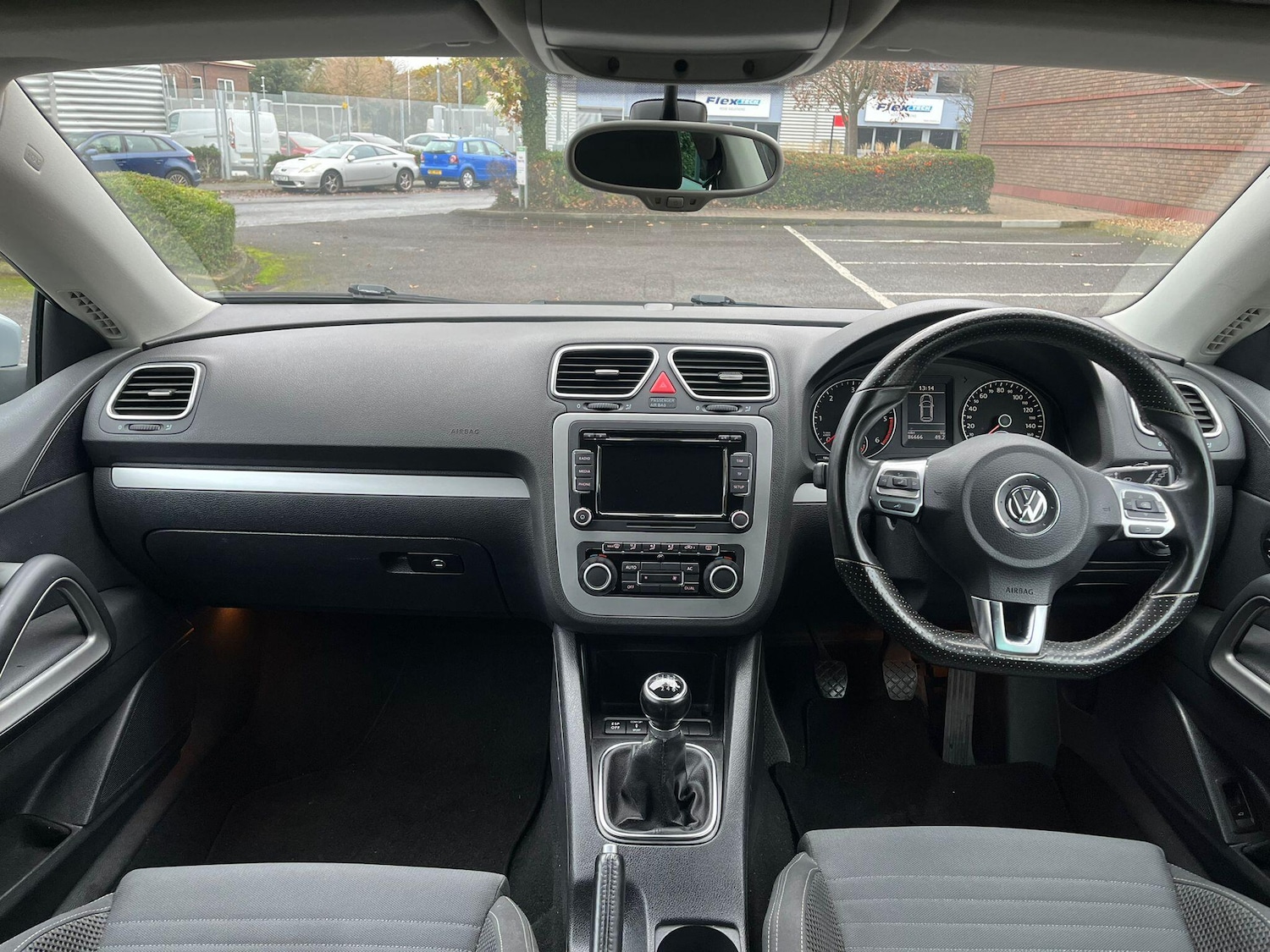 Used Volkswagen Scirocco 2010 for sale - 76688992: Photo 16