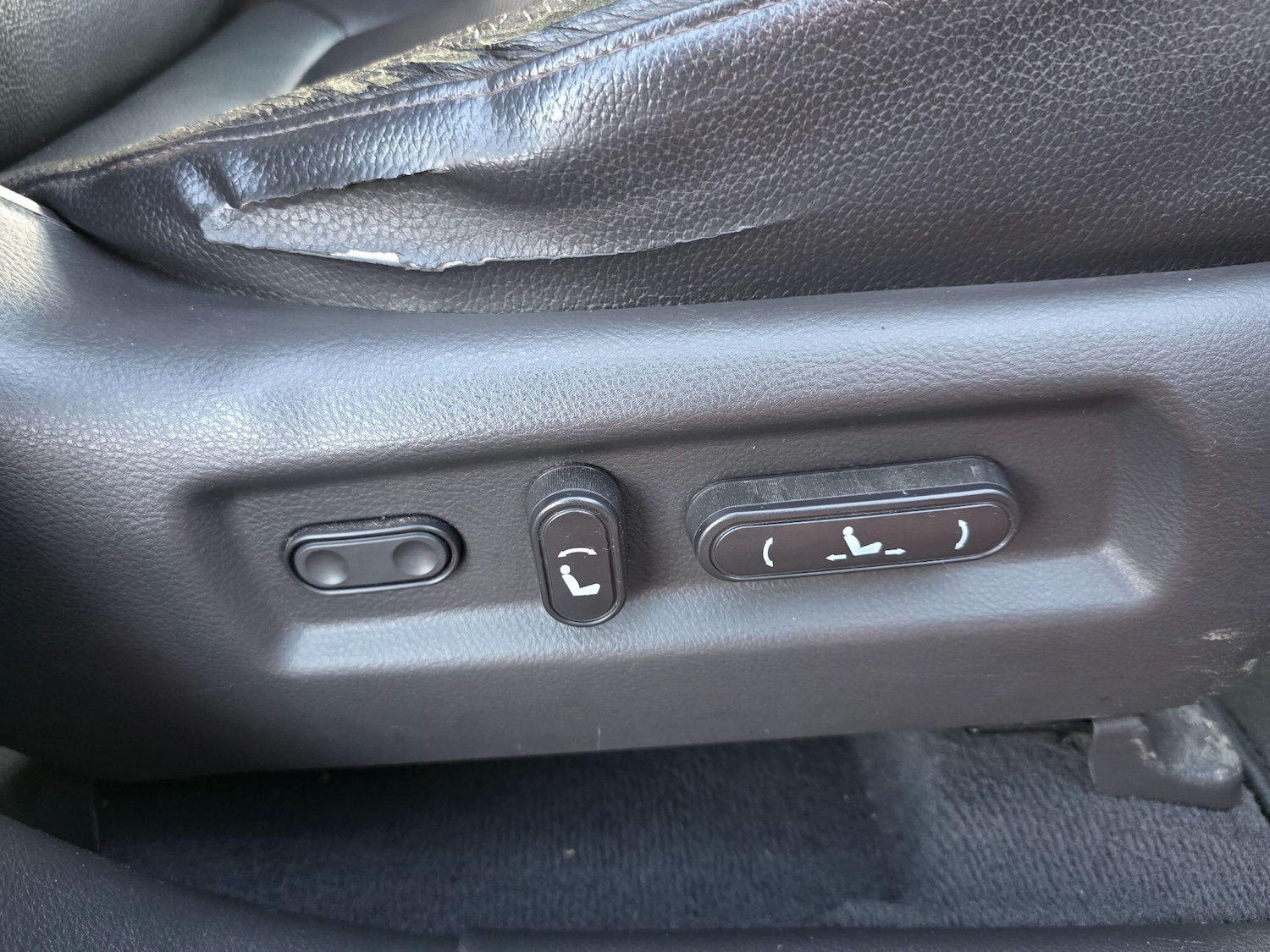 Used Hyundai Santa Fe 2012 for sale - 76772239: Photo 14