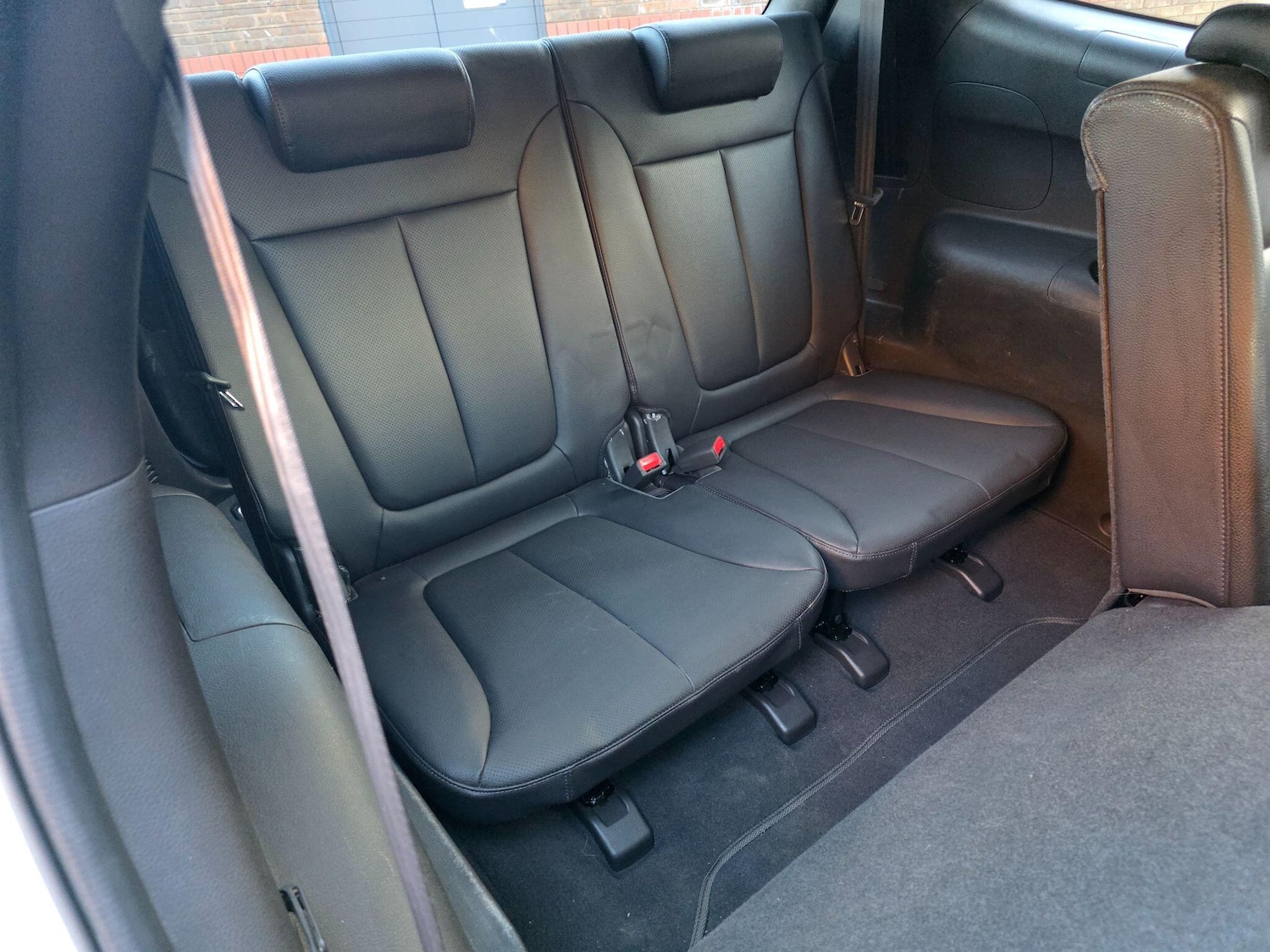 Used Hyundai Santa Fe 2012 for sale - 76772239: Photo 21