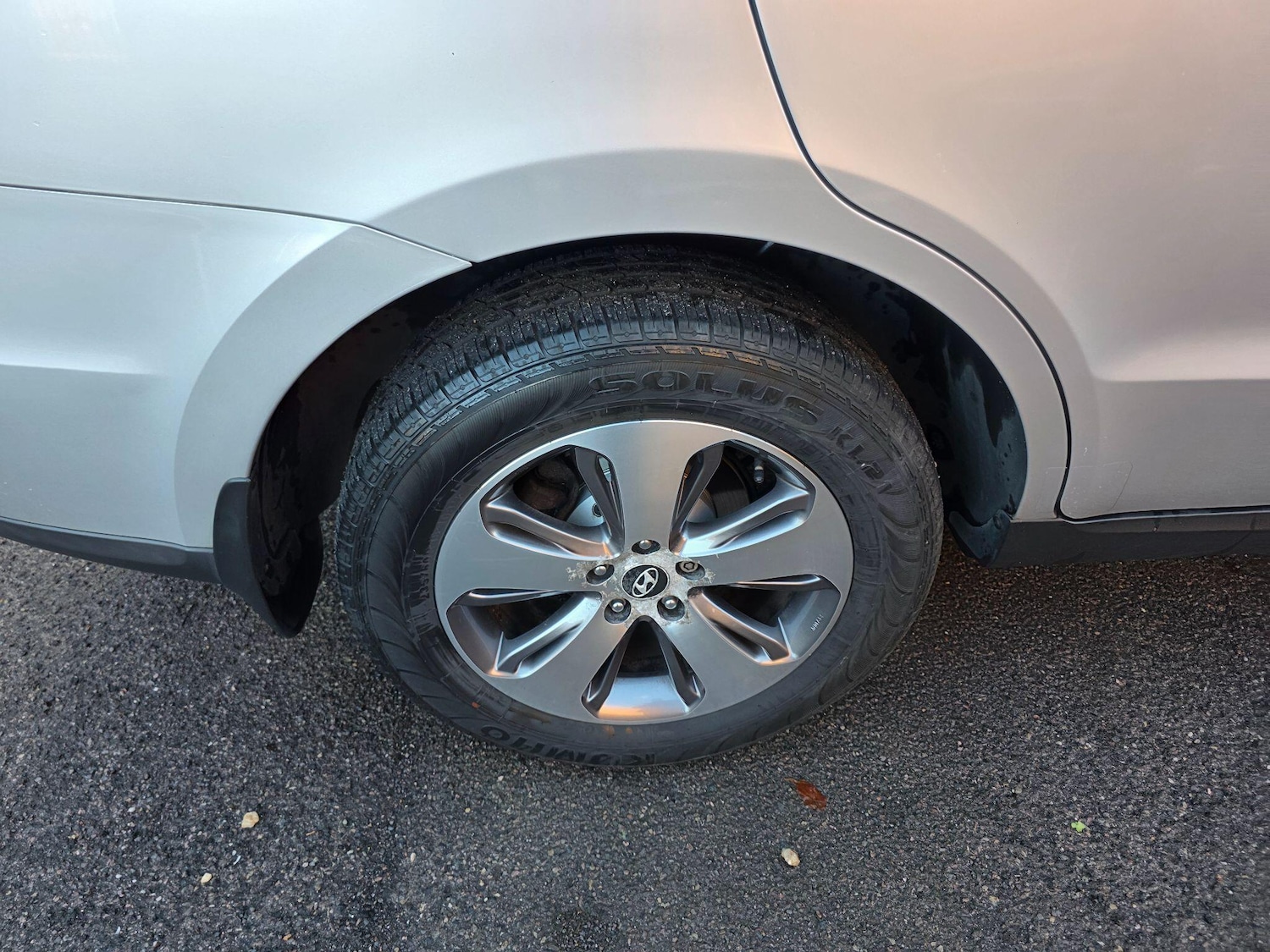 Used Hyundai Santa Fe 2012 for sale - 76772239: Photo 27