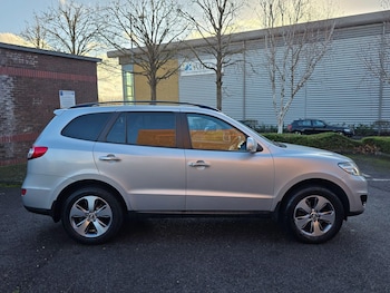Used Hyundai Santa Fe 2012 for sale - 76772239: Photo