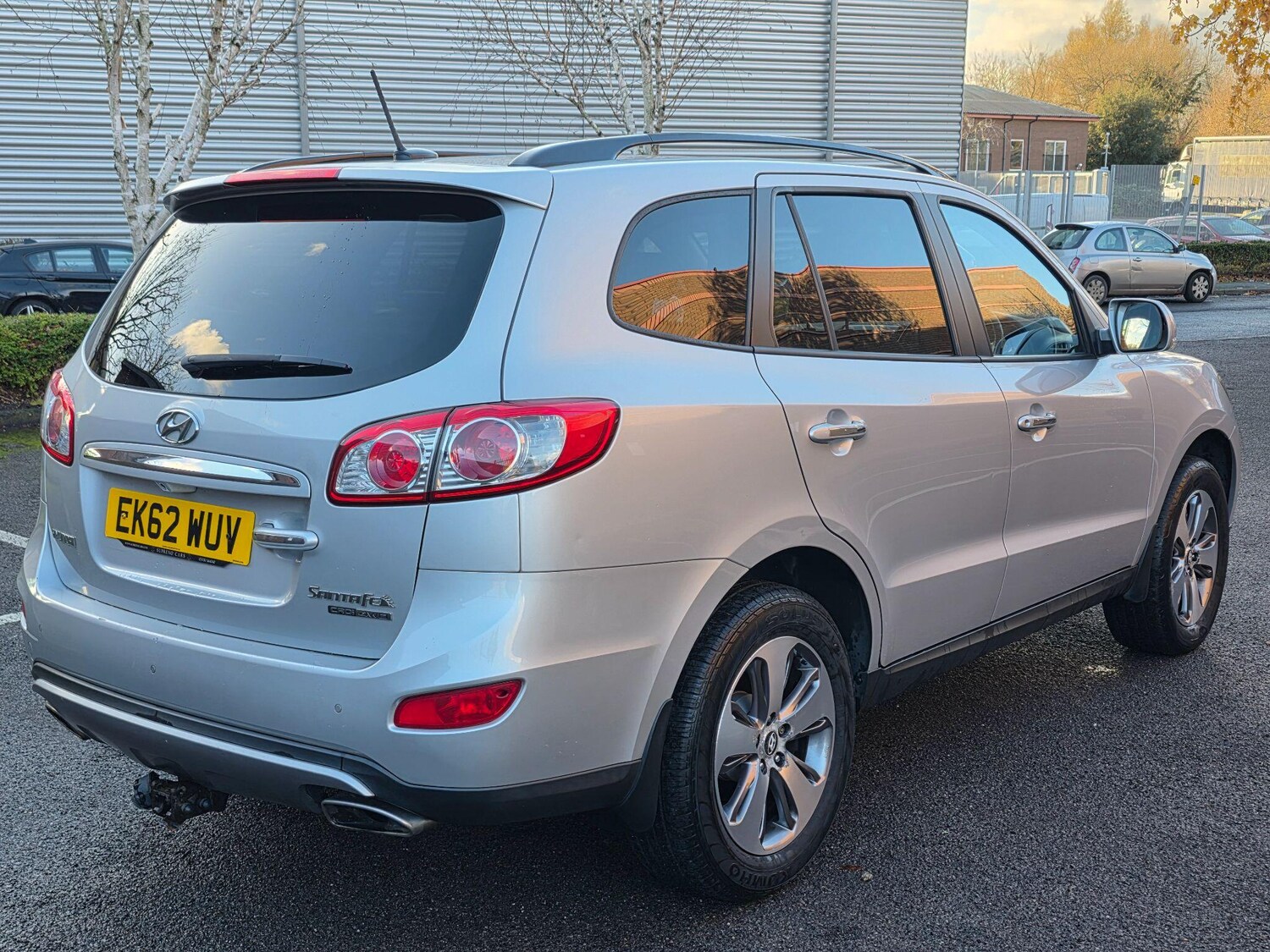 Used Hyundai Santa Fe 2012 for sale - 76772239: Photo 4