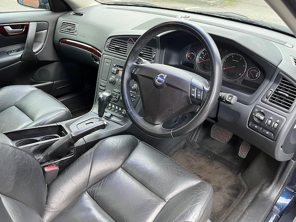Used Volvo S60 2004 for sale - 76214281: Photo 11