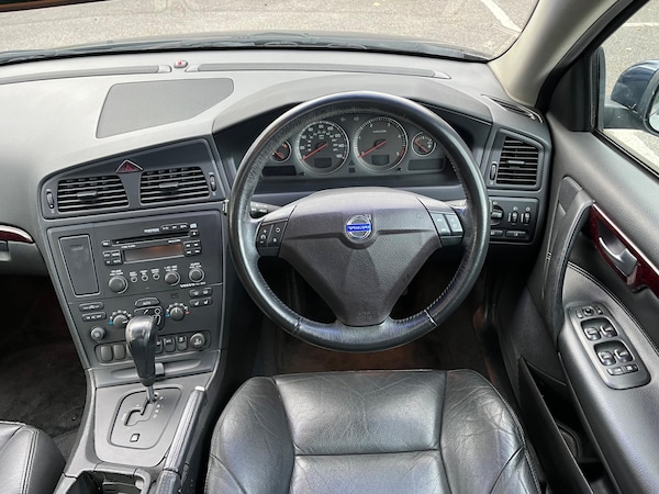 Used Volvo S60 2004 for sale - 76214281: Photo 13