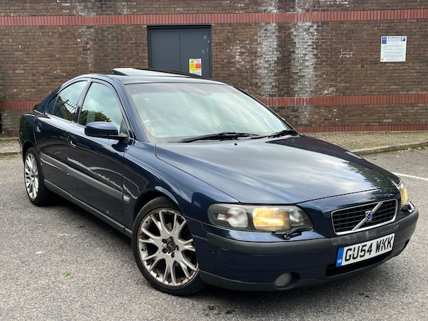 Used Volvo S60 2004 for sale - 76214281: Photo 1