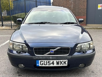 Used Volvo S60 2004 for sale - 76214281: Photo 2