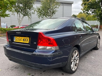 Used Volvo S60 2004 for sale - 76214281: Photo 4