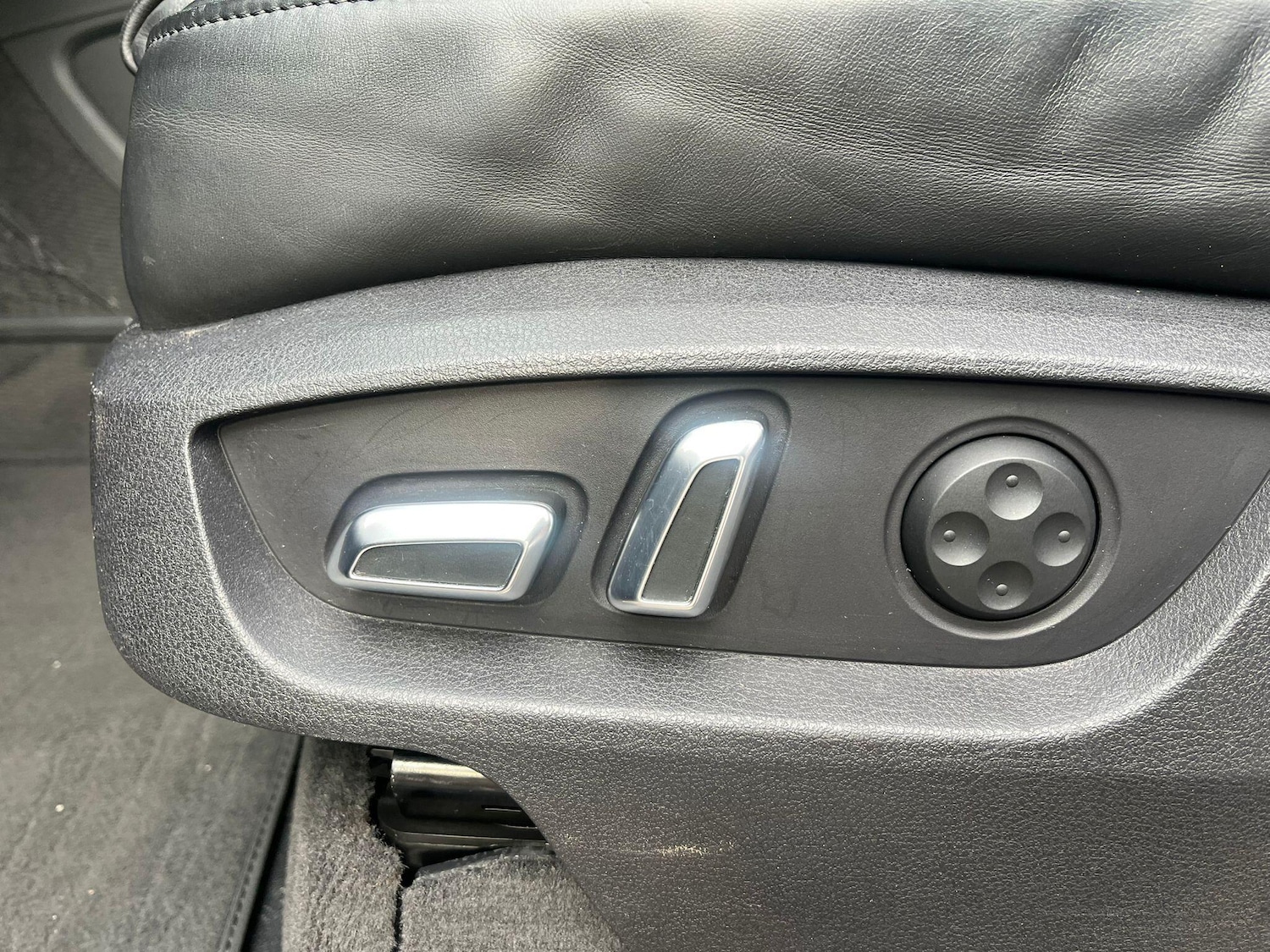 Used Audi Q7 2015 for sale - 76701129: Photo 18