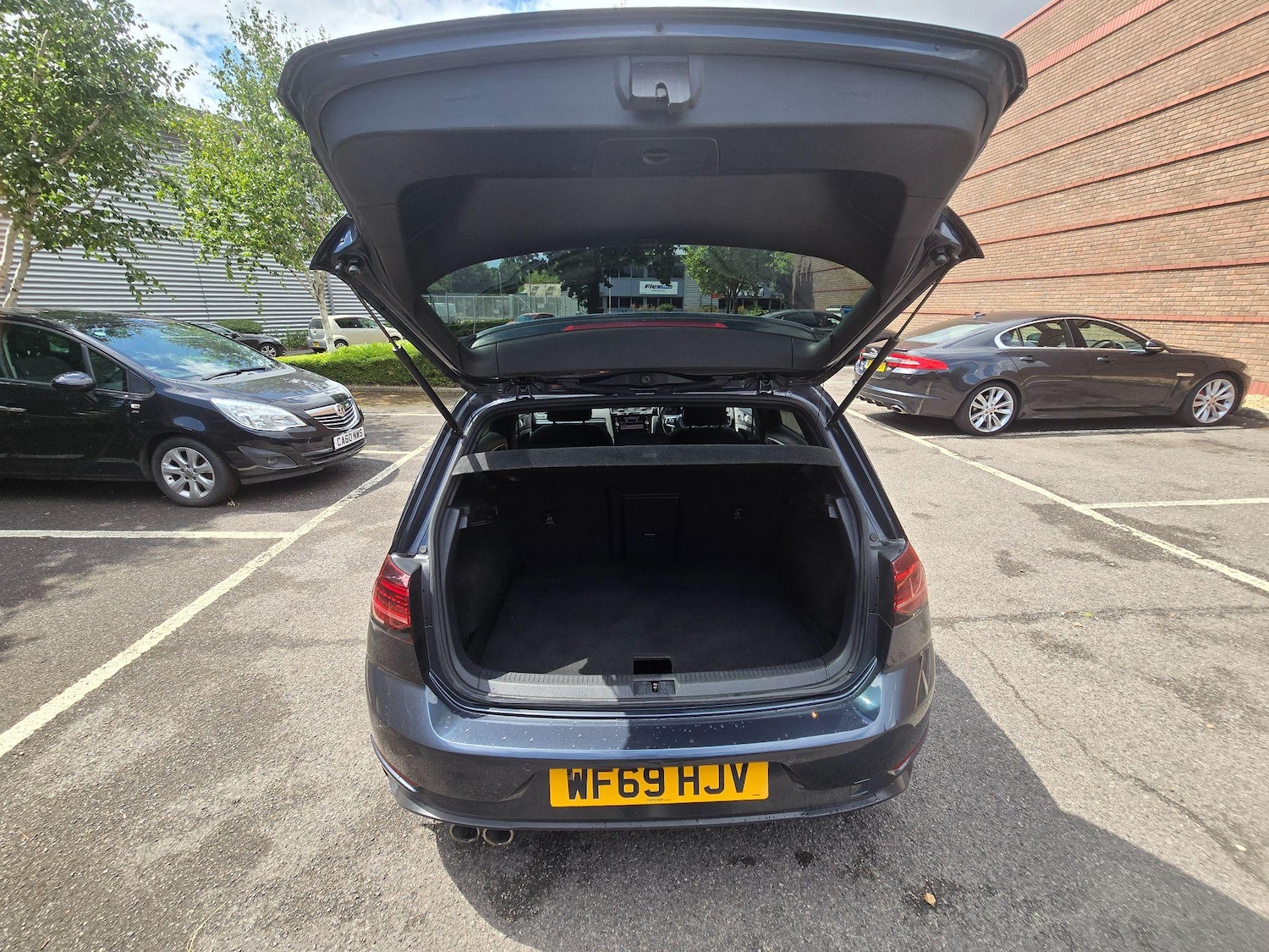 Vehicle 21