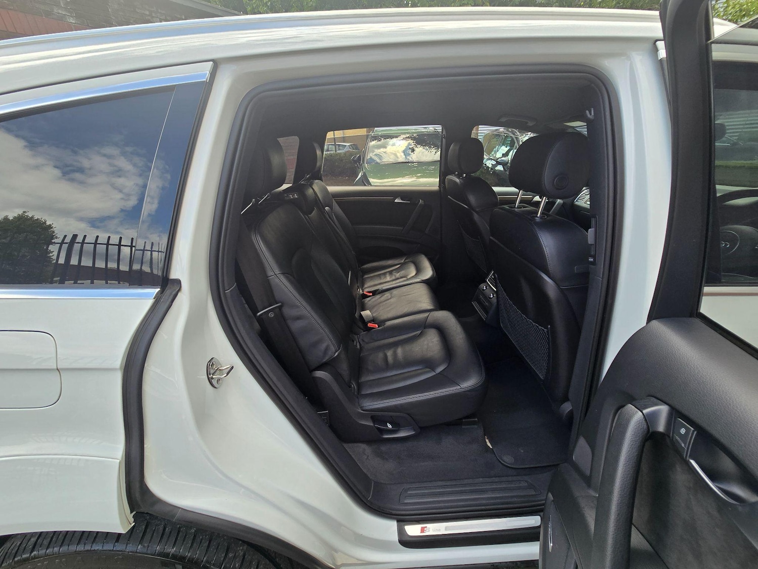 Vehicle 27