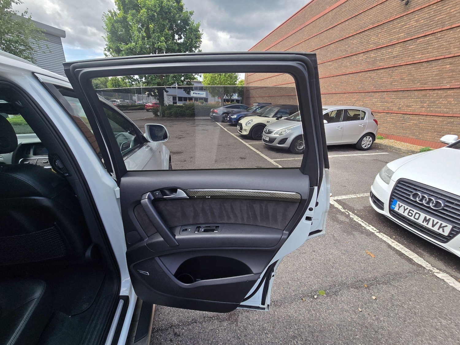 Vehicle 28