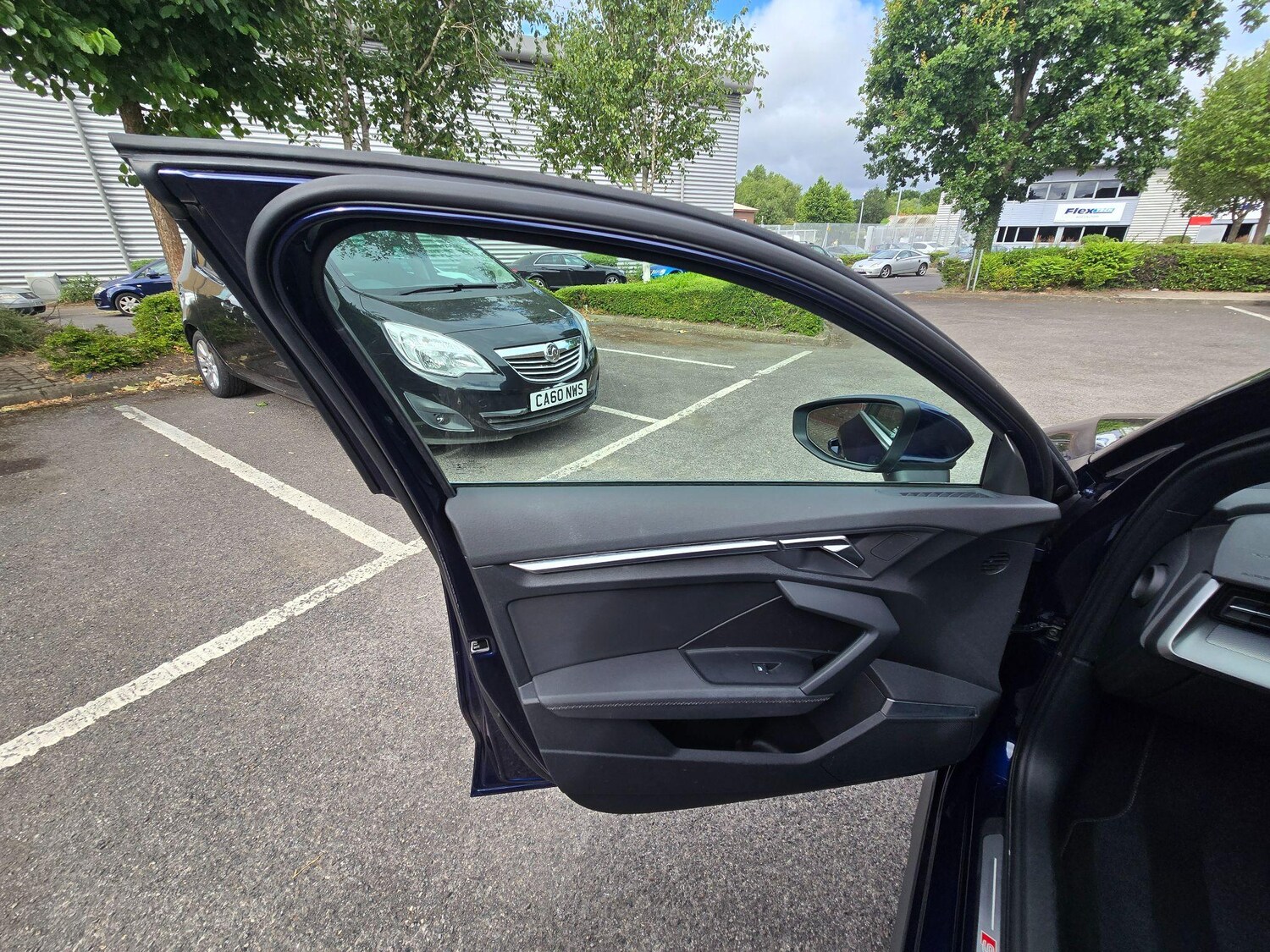 Vehicle 29