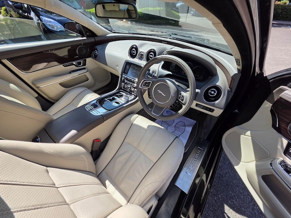 Used Jaguar XJ 2014 for sale - 75508318: Photo 15