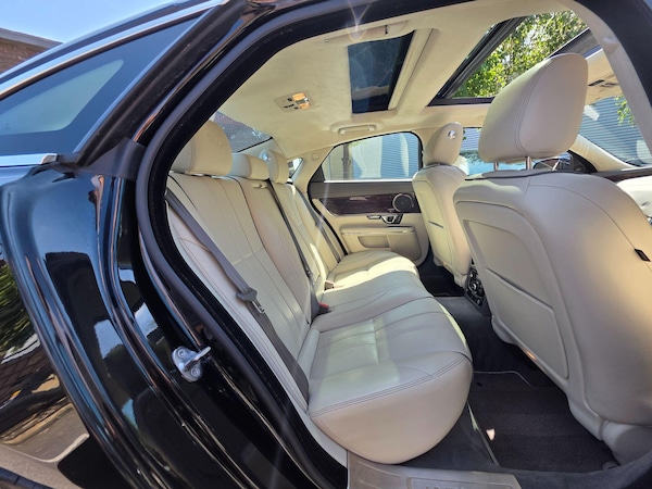 Used Jaguar XJ 2014 for sale - 75508318: Photo 26