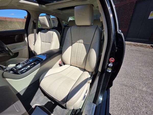 Used Jaguar XJ 2014 for sale - 75508318: Photo 40