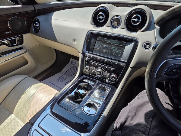 Used Jaguar XJ 2014 for sale - 75508318: Photo 47