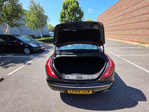 Used Jaguar XJ 2014 for sale - 75508318: Photo 7