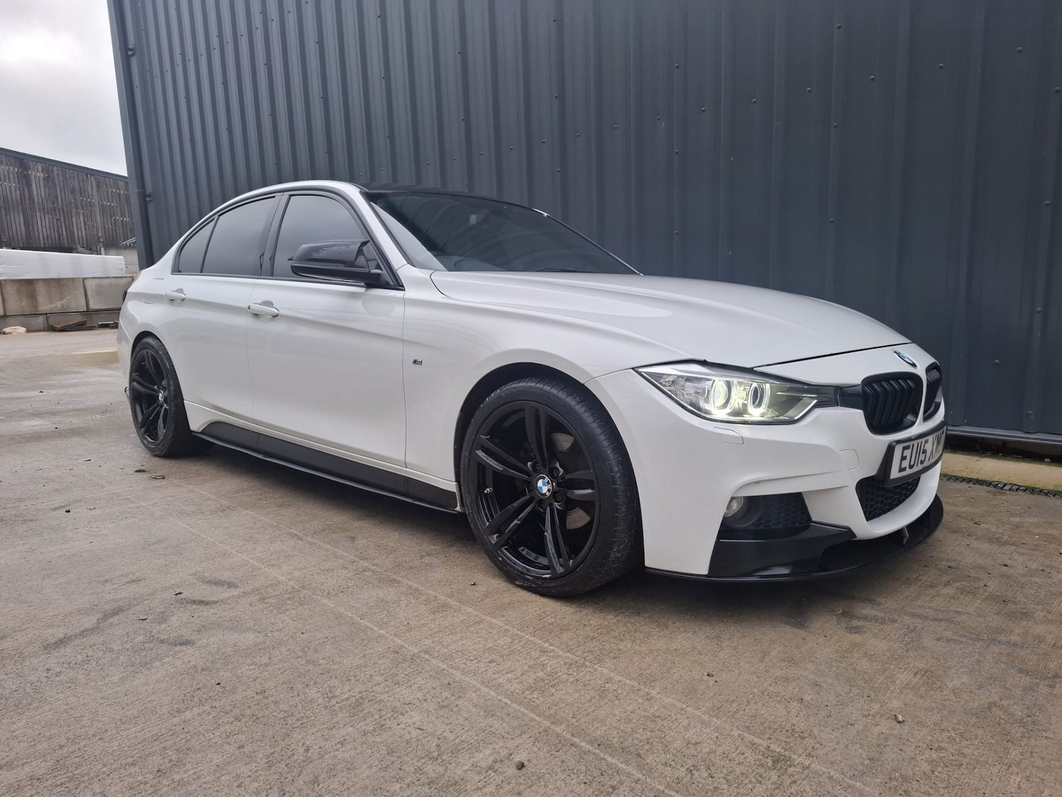 Used BMW 3 Series 2015 for sale - 76557044: Photo 1
