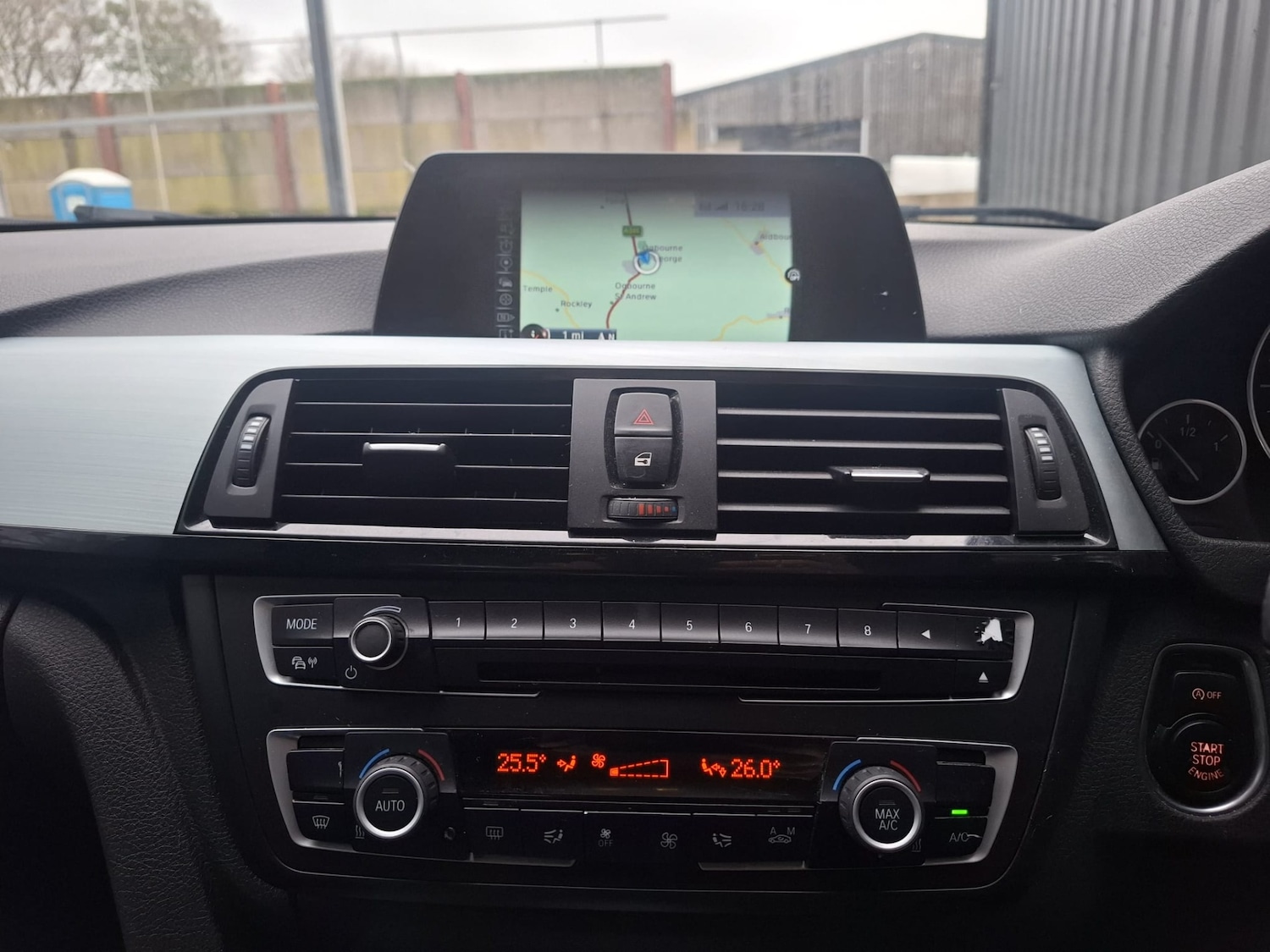 Used BMW 3 Series 2015 for sale - 76557044: Photo 18