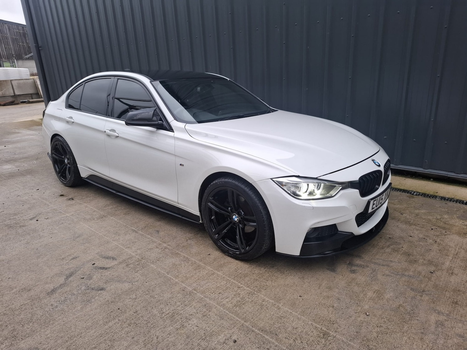 Used BMW 3 Series 2015 for sale - 76557044: Photo 2