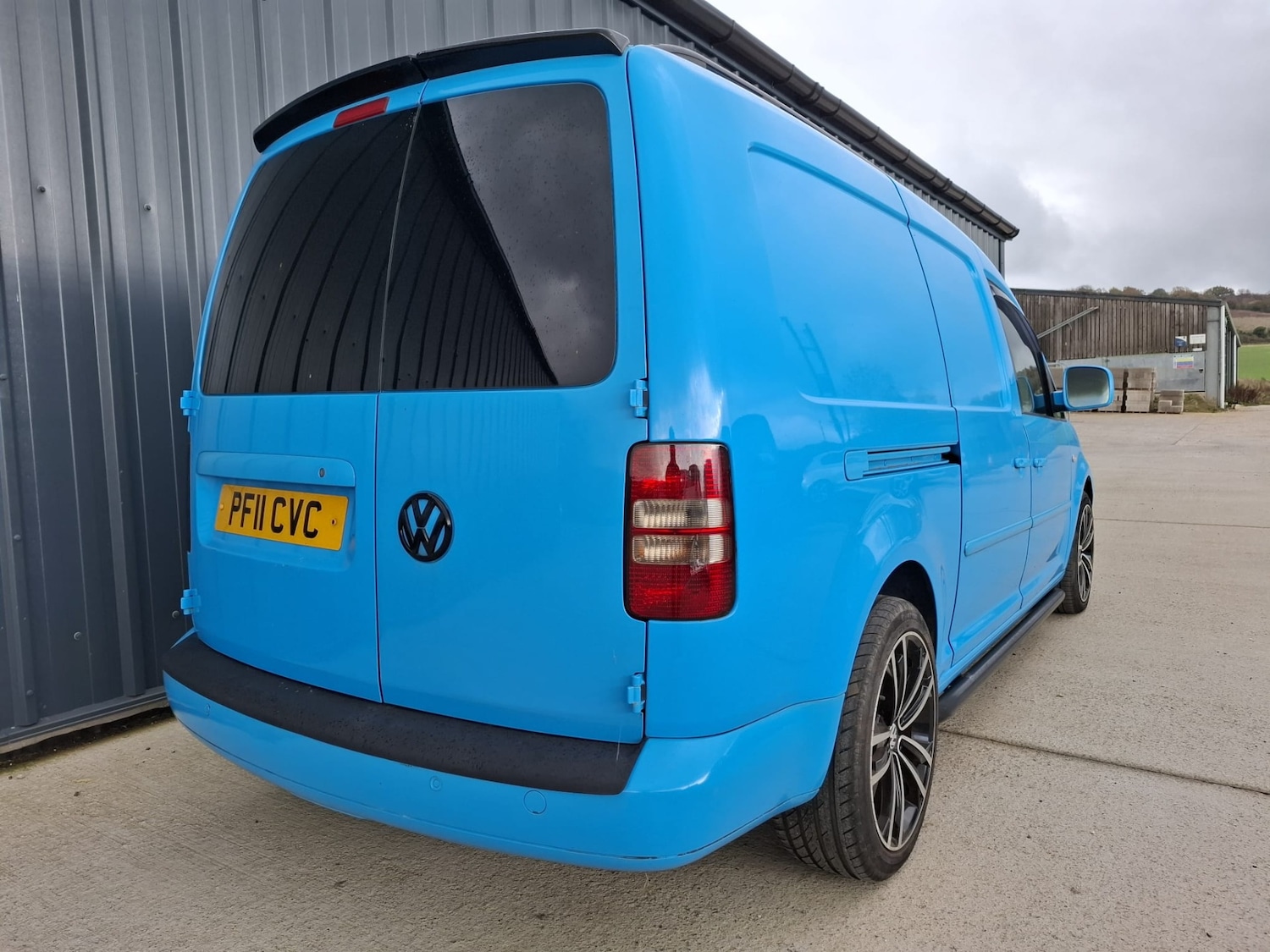 Used Volkswagen Caddy Maxi 2011 for sale - 76492304: Photo 14