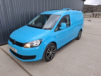 Used Volkswagen Caddy Maxi 2011 for sale - 76492304: Photo