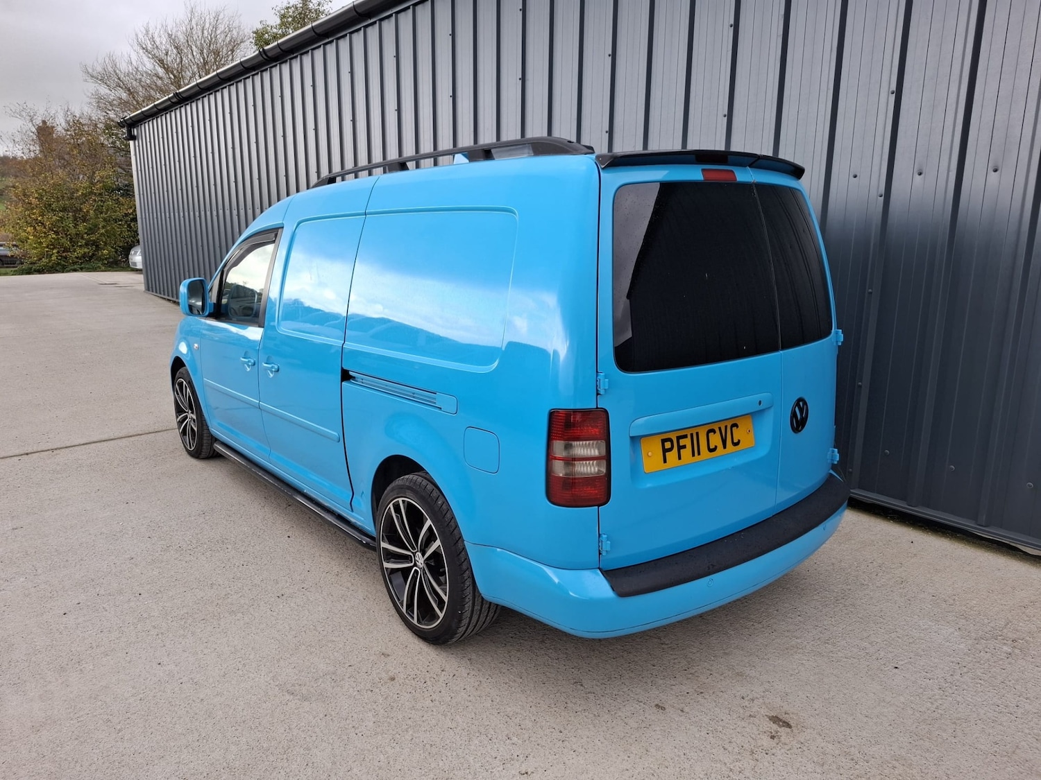 Used Volkswagen Caddy Maxi 2011 for sale - 76492304: Photo 8