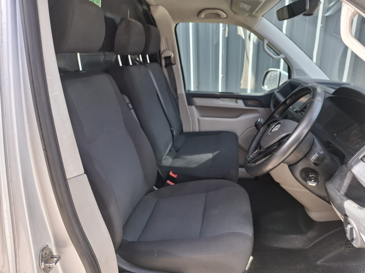 Used Volkswagen Transporter 2017 for sale - 77916083: Photo 17